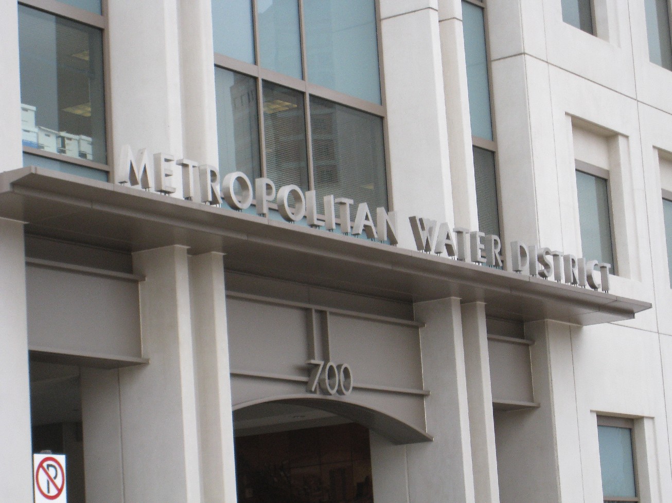 Metropolitan Water District Cuts Water Supplies Increases Rates 
